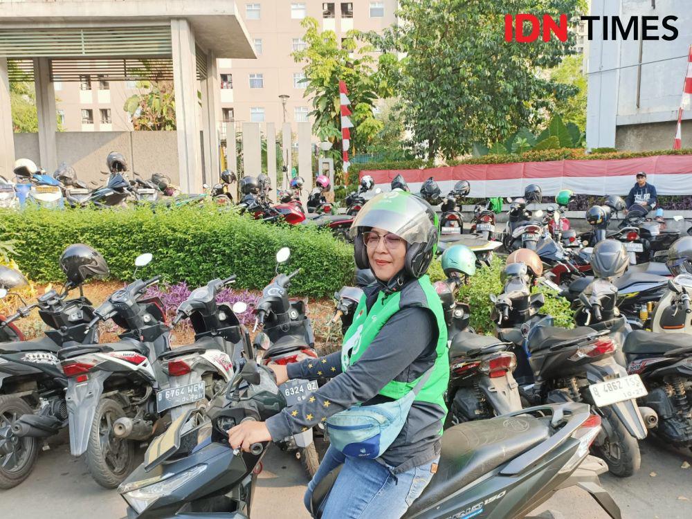 Kisah Nurul Aini, Driver Ojek Online Perempuan Tulang Punggung Keluarga