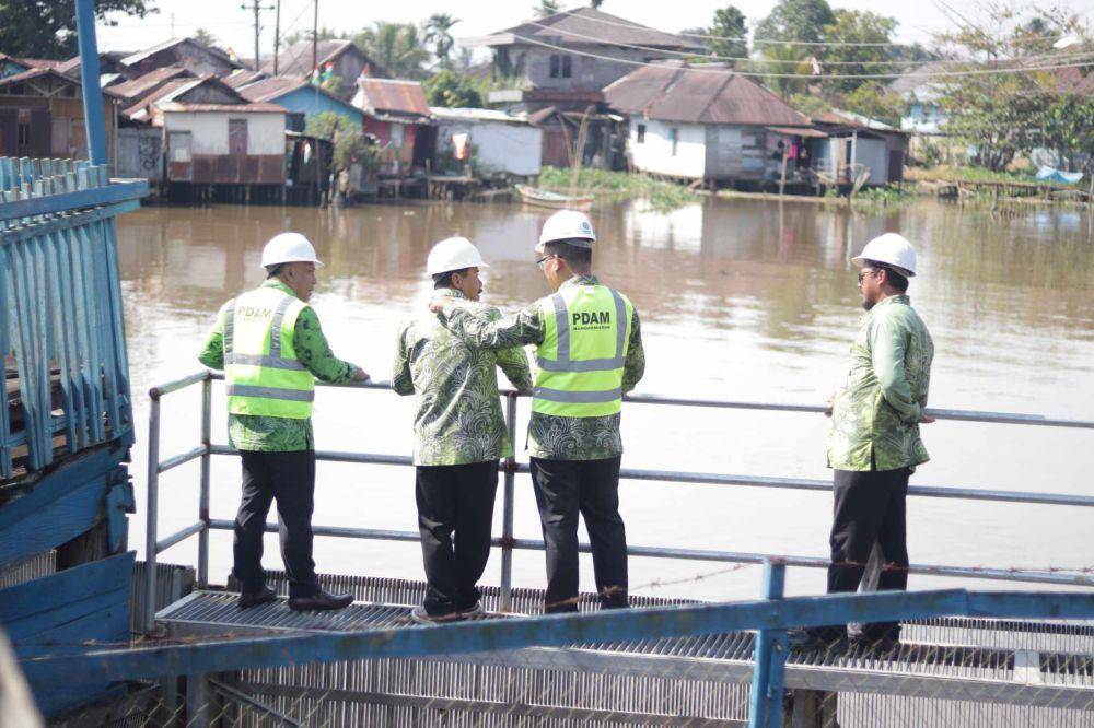 Titik lokasi pengambilan air baku PAM Bandarmasin di Intake Sungai Bilu.