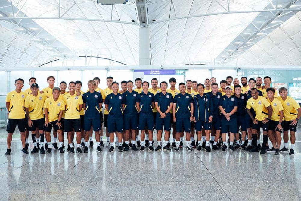 Lee Man FC saat akan berlatih ke Korea. (Instagram.com/leeman_footballclub)