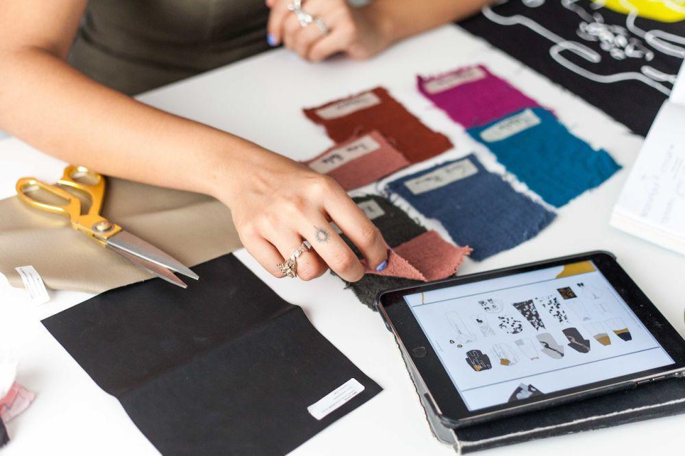 8 Aplikasi Desain Baju Terbaik yang Mudah Digunakan Pemula