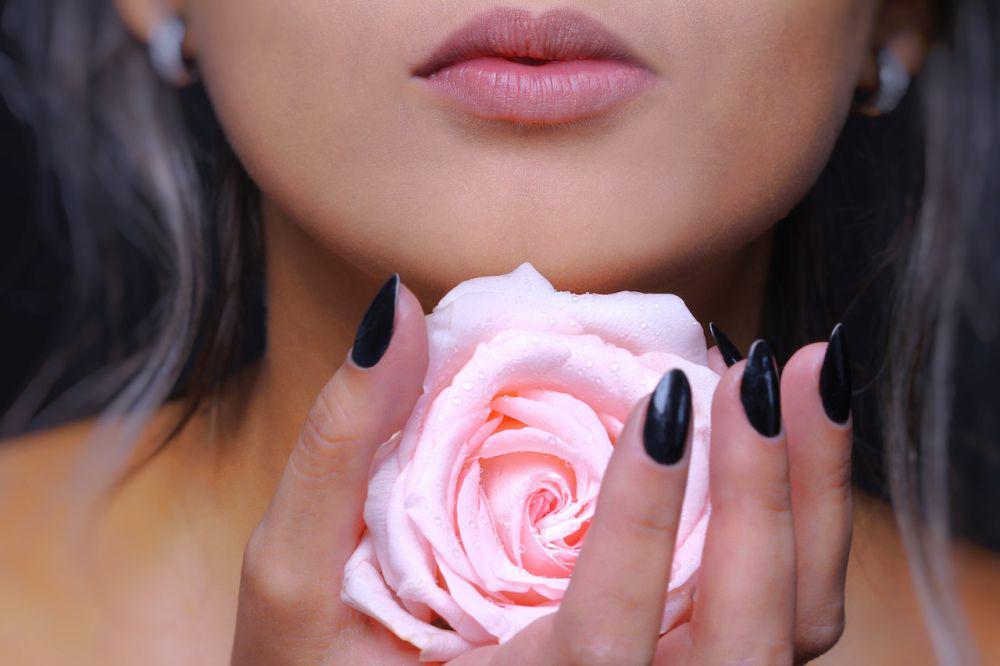 5 Tips Perawatan untuk Bibir Merah Alami yang Harus Dicoba