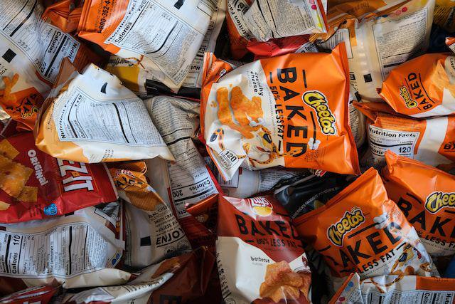 5 Tips Mudah Menutup Bungkus Snack tanpa Karet