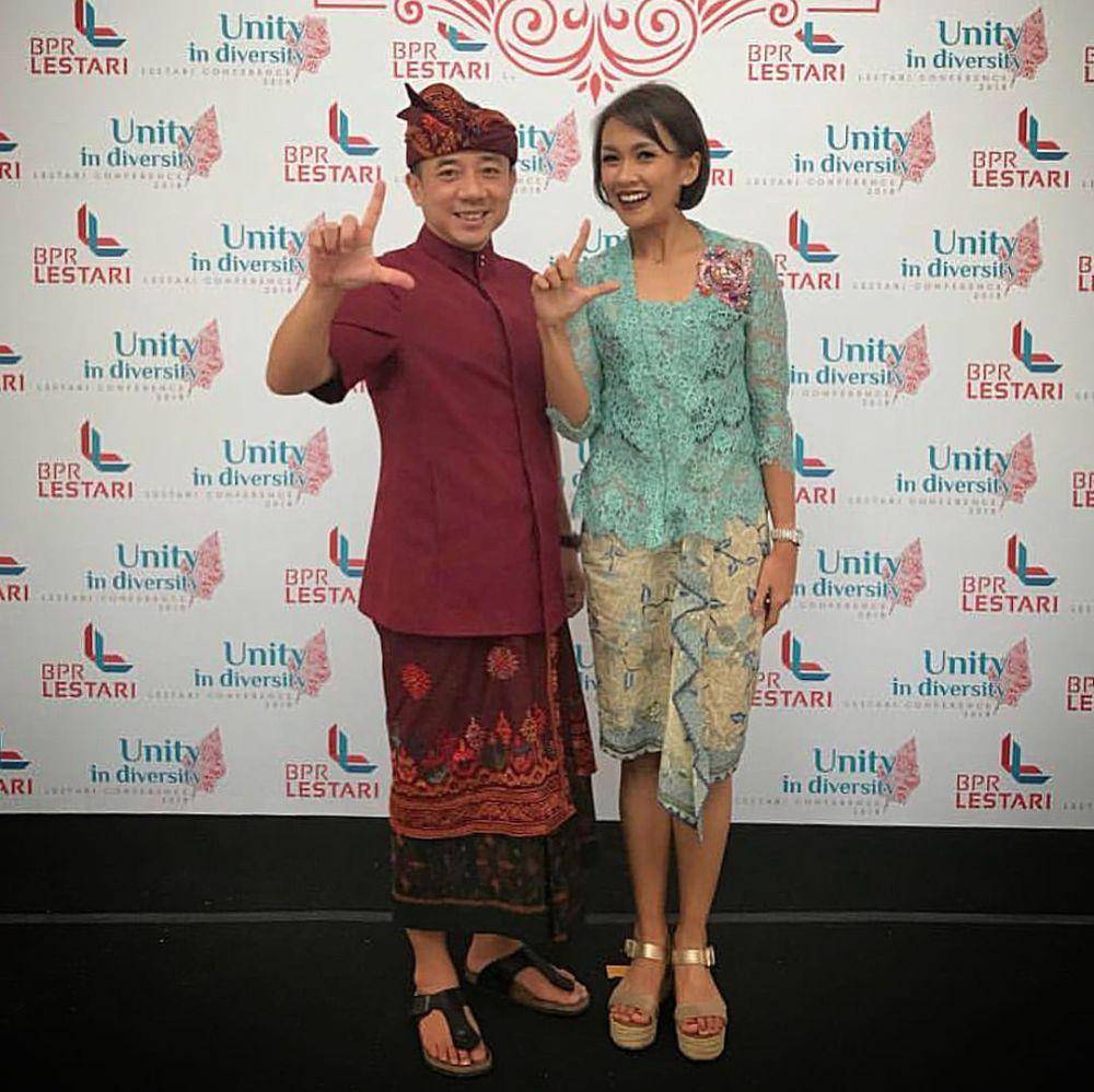Gaya kebaya ala Melanie Putria (instagram.com/melanieputria)