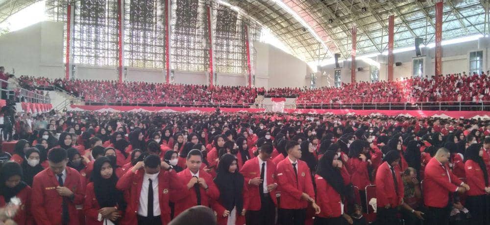 Ribuan mahasiswa baru Universitas Hasanuddin tahun ajaran 2023-2024. (Dok. Istimewa)