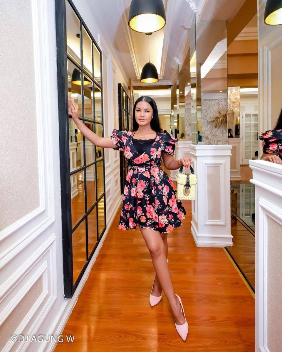 OOTD Vina Anggi Sitorus (instagram.com/vinaanggisitorus)