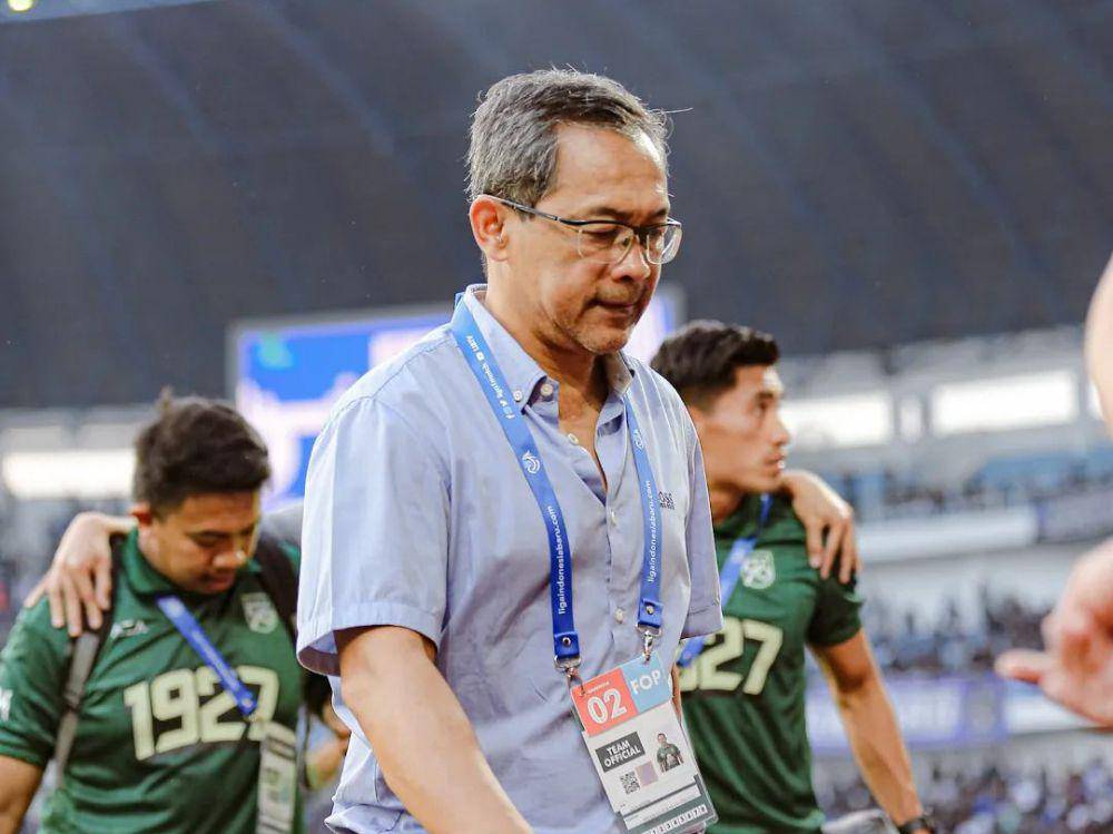 Aji Santoso (instagram.com/officialpersebaya)