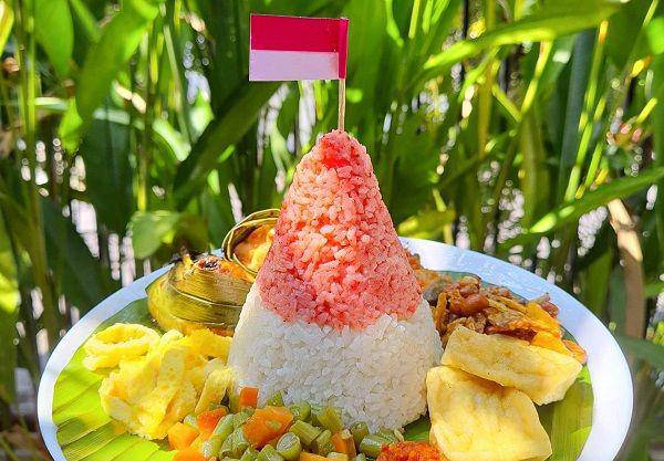 ilustrasi resep tumpeng 17 Agustus mini merah putih (instagram.com/silviasoen_meisan)