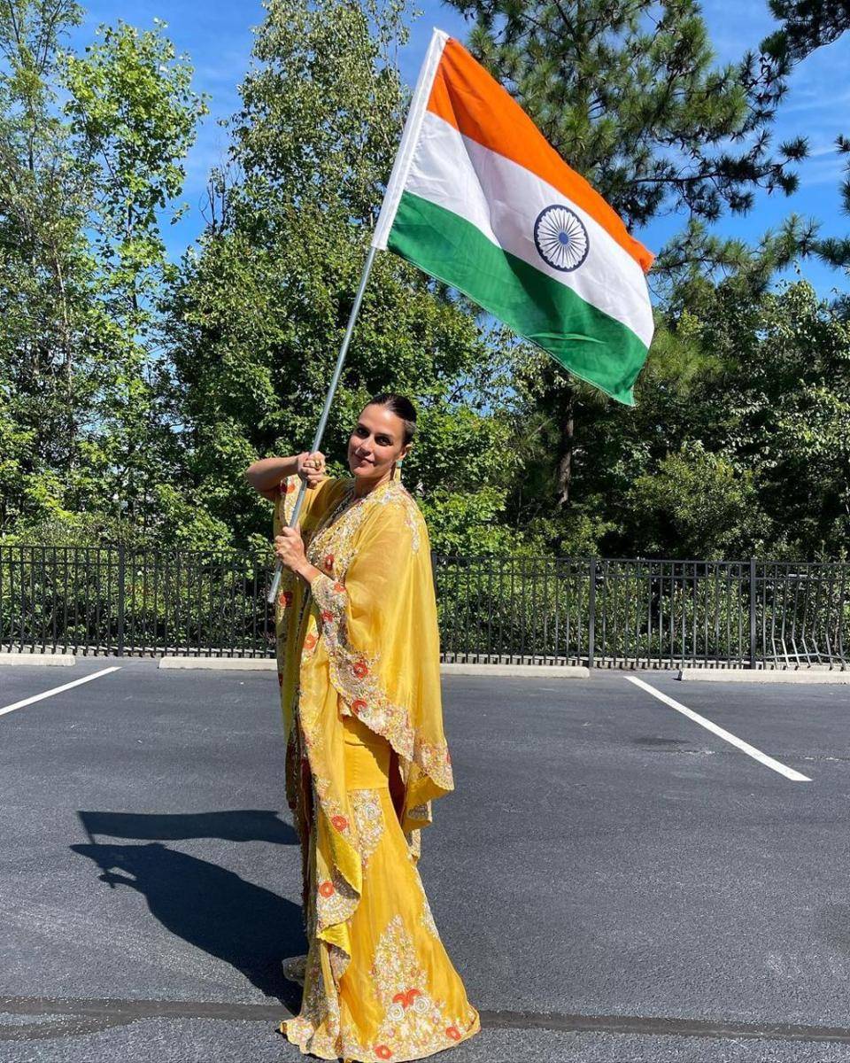Neha Dhupia (instagram.com/nehadhupia)
