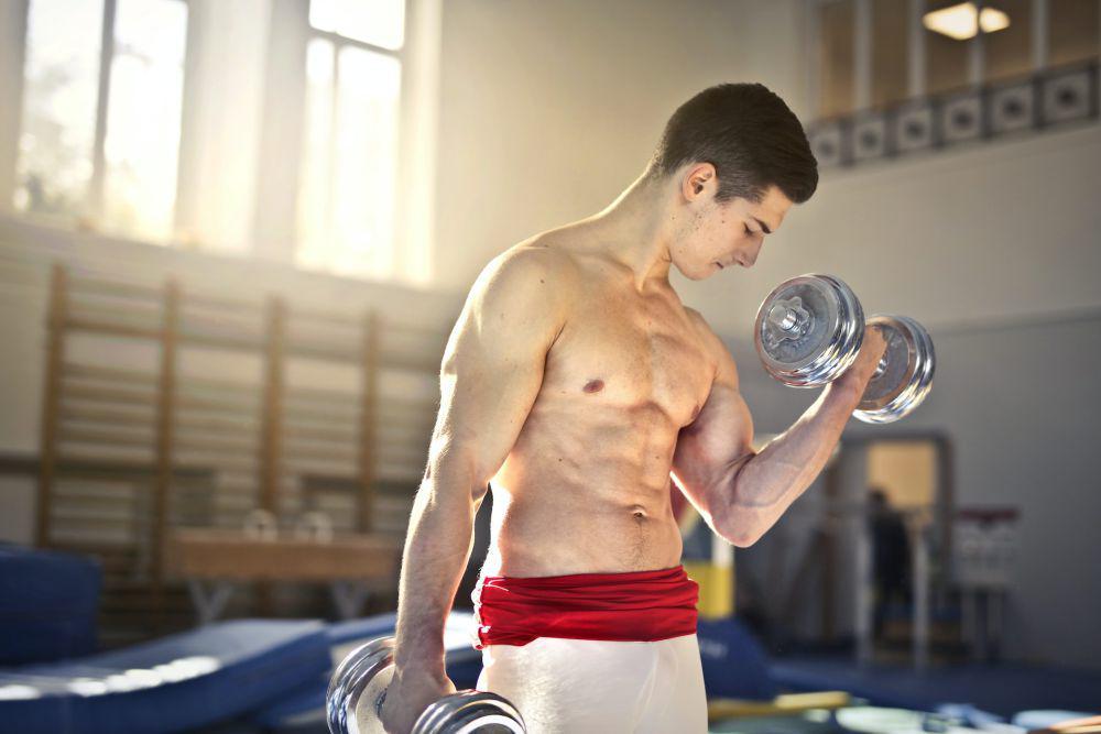 6 Penyebab Cowok Gagal Bentuk Sixpack, Hanya Fokus Sit Up?