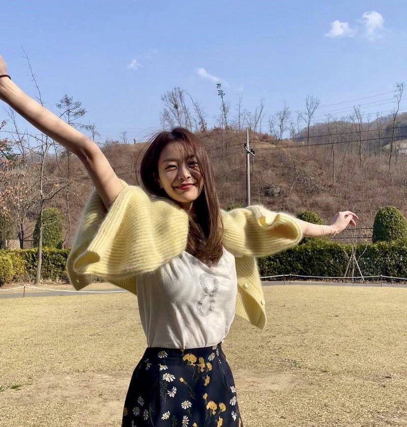 potret Song Da Eun (instagram.com/da.eun.da.eun)