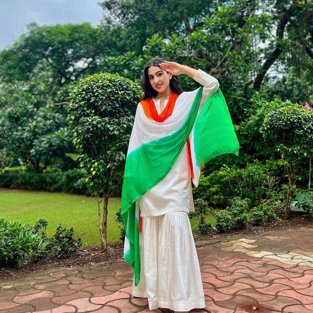 Sara Ali Khan (instagram.com/saraalikhan95)