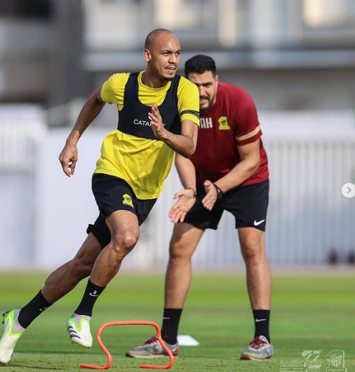 Fabinho latihan bersama Al-Ittihad (instagram.com/ittihadclub.sa)