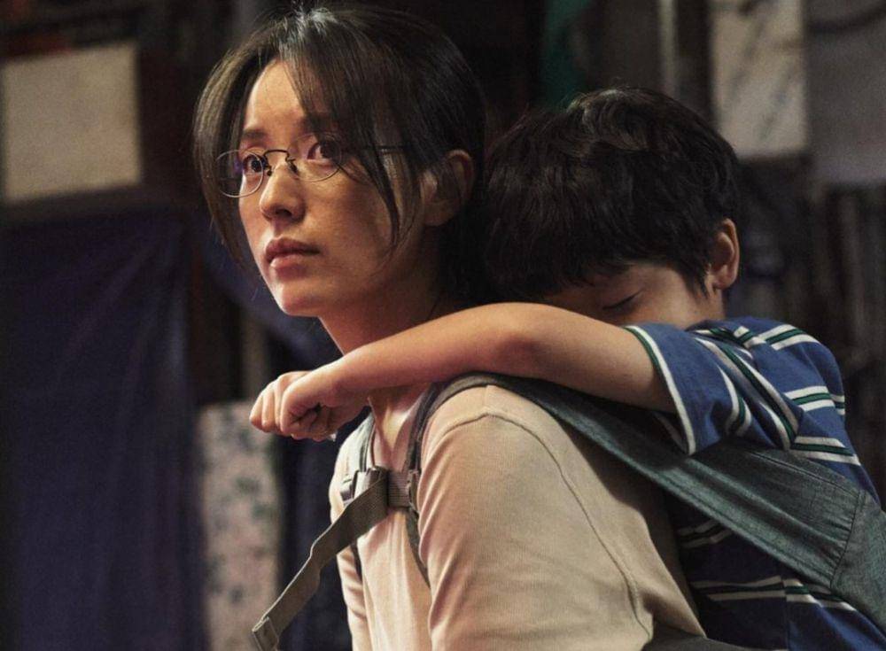 Han Hyo Joo di drama Moving (doc. Screenplay/Moving)