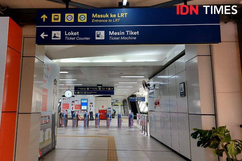 Jembatan Penyeberangan Multiguna Dukuh Atas. (IDN Times/Umi Kalsum)