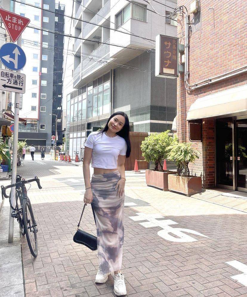 Satine Zaneta (instagram.com/satinezaneta)