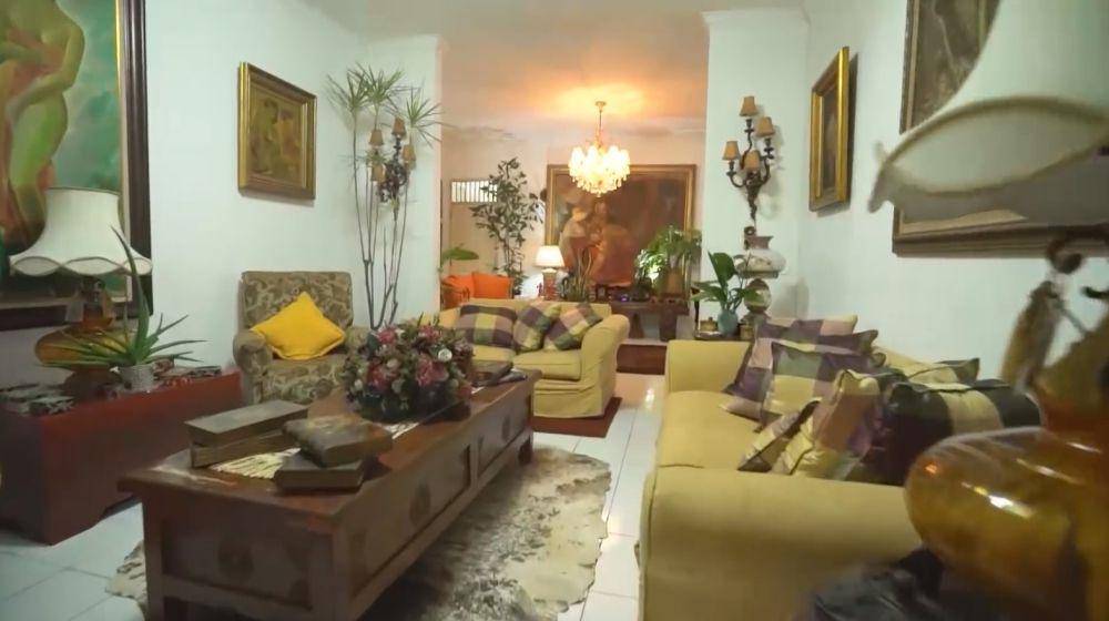 rumah ibunda Ivan Gunawan (YouTube.com/TRANS7 OFFICIAL)
