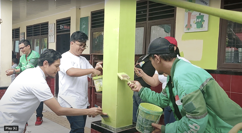 Rayakan HUT RI, Grab dan OVO Donasikan Rp1,5 Miliar untuk Komunitas