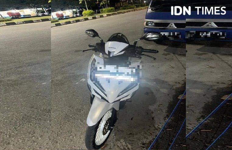 Sepeda motor milik tersangka BA juga dijadikan sebagai barang bukti oleh polisi. Foto Humas Polres PPU (IDN Times/Ervan)