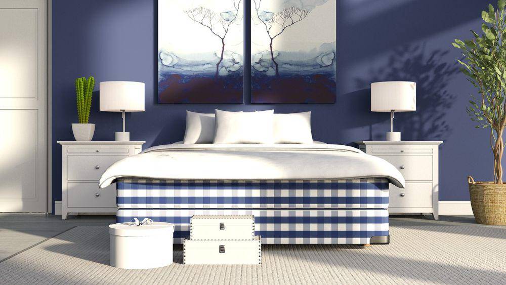 ilustrasi kamar tidur dengan cat dinding warna biru (pixabay.com/5460106)