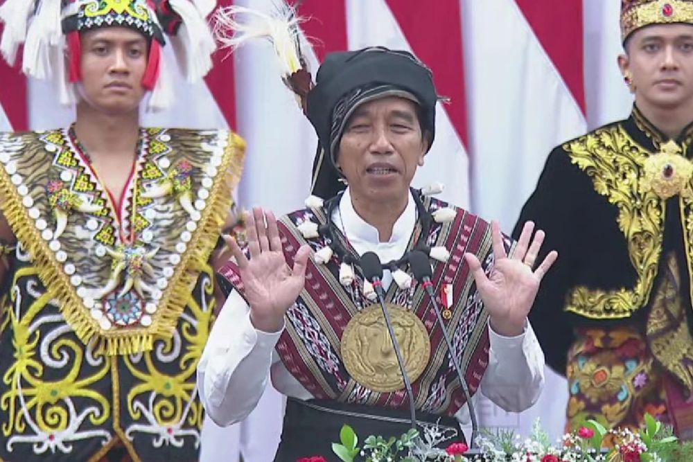 Gencar Larang Ekspor Komoditas, Jokowi: Ini Pasti Berbuah Manis!