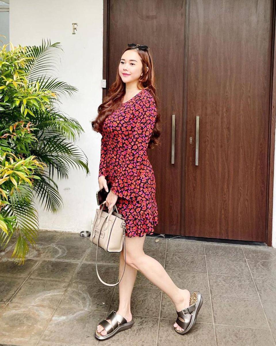 Aura Kasih (instagram.com/aurakasih)