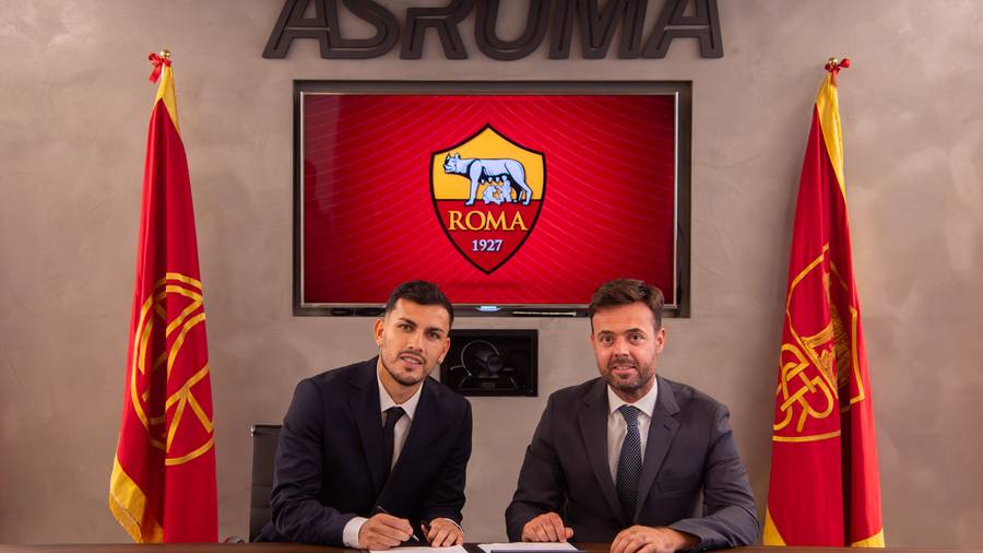 Leandro Paredes (kiri) kembali memperkuat AS Roma (asroma.com)