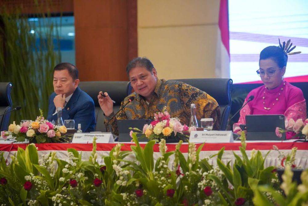 Menko Airlangga berbicara mengenai Keterangan Pemerintah atas Rancangan Undang-Undang tentang Anggaran Pendapatan dan Belanja Negara (APBN) Tahun 2024 Beserta Nota Keuangan di depan Rapat Paripurna Dewan Perwakilan Rakyat Republik Indonesia, Rabu (16/8/2023). (Dok. Golkar)