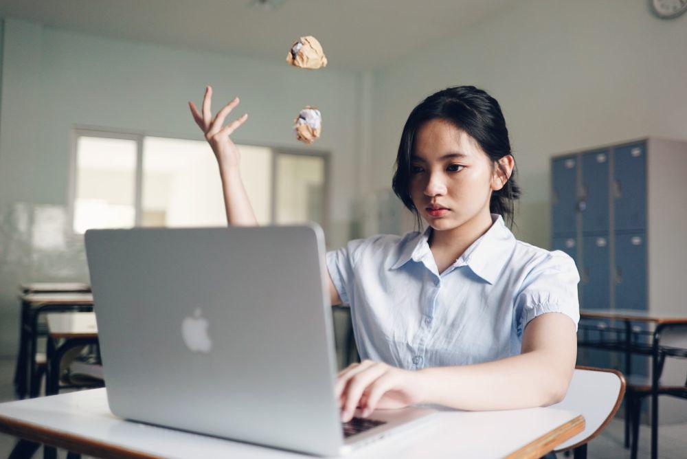 5 Penyebab Writer's Block, Musuh Besar Penulis