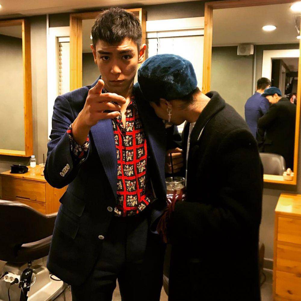 G-Dragon BIGBANG dan T.O.P (instagram.com/xxxibgdrgn)