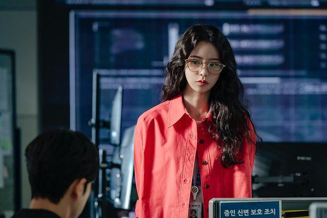 9 Harga Fashion Item Lim Ji Yeon di The Killing Vote, Sampai Jutaan!