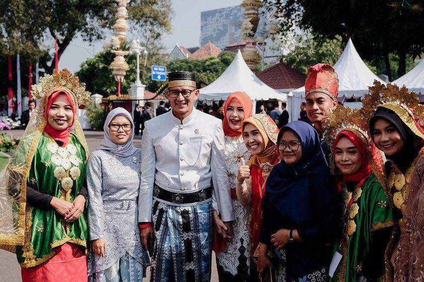 Gaya Busana Pejabat Pria Saat Hadiri Upacara HUT Ke-78 RI di Istana Merdeka (Instagram.com/sandiuno)