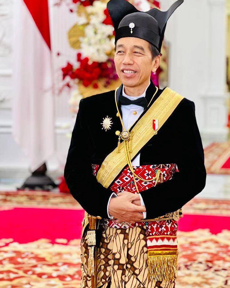 Gaya Busana Pejabat Pria Saat Hadiri Upacara HUT Ke-78 RI di Istana Merdeka (Instagram.com/jokowi)