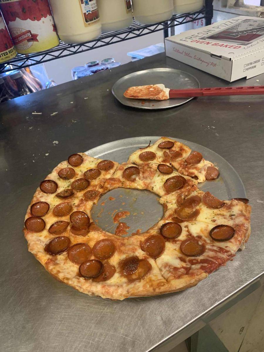 potret potongan piza yang bikin emosi (reddit.com/user/sour_lew)