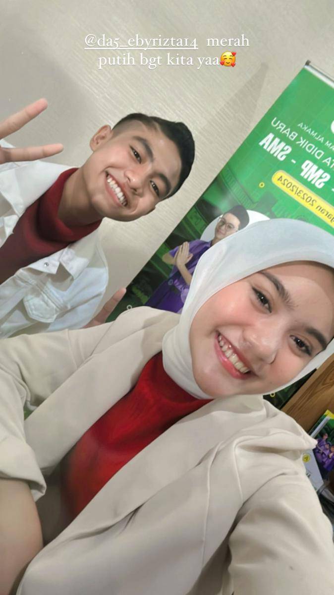 potret Sridevi dan Eby DA5 rayakan HUT Ke-78 RI di sekolah (instagram.com/da5_sridevi03)