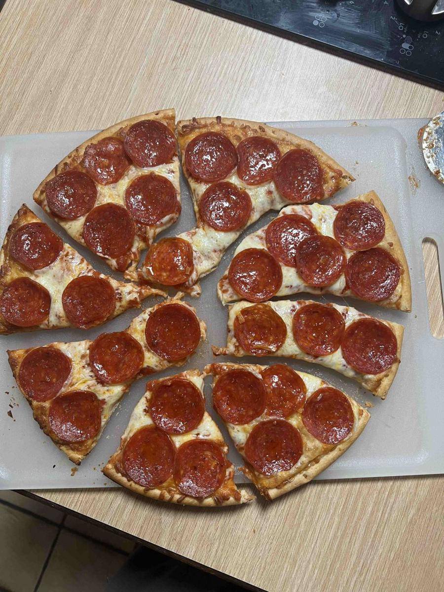 potret potongan piza yang bikin emosi (reddit.com/user/Platemails)