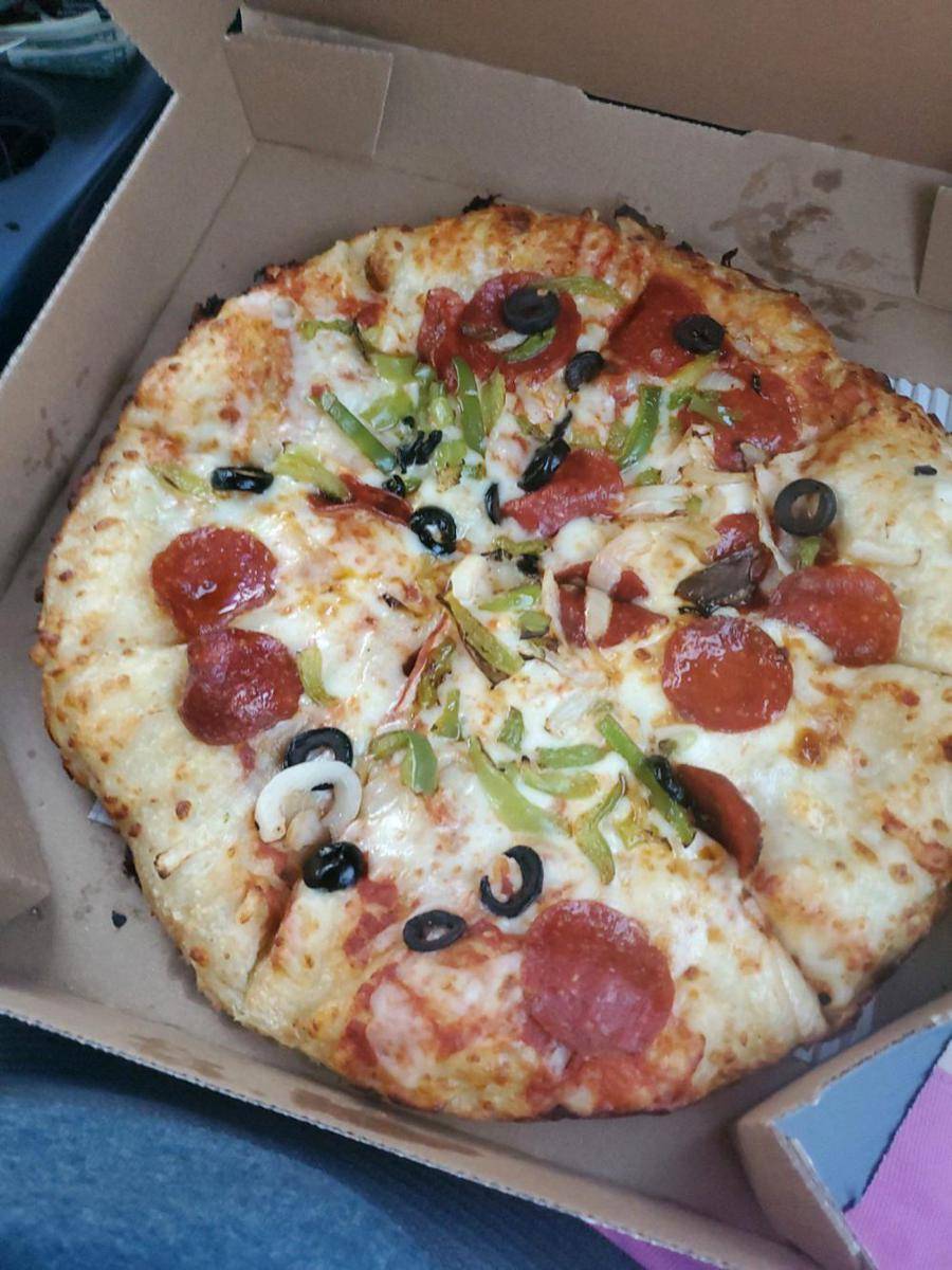 potret potongan piza yang bikin emosi (reddit.com/user/aglassofmerlot)