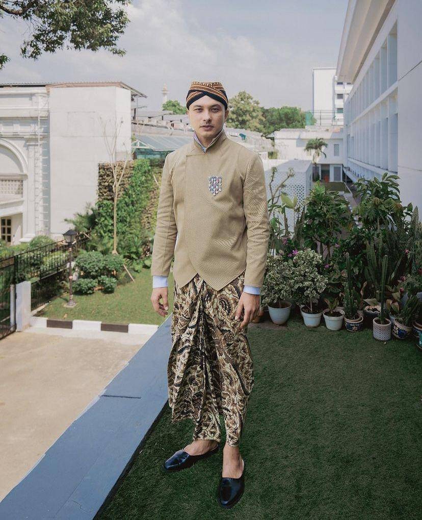 potret Nicholas Saputra hadiri upacara HUT Ke-78 RI di Istana Merdeka (Instagram.com/arman_graphy)