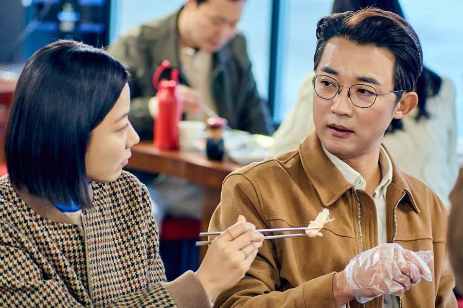 Jeon Hye Jin dan Ahn Jae Wook di Not Others (instagram.com/channel.ena.d)