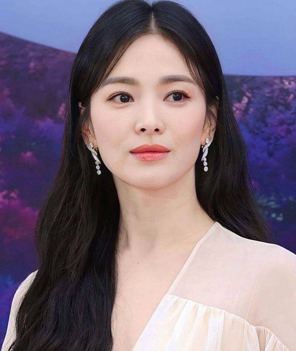 Song Hye Gyo (instagram.com/kyo1122)
