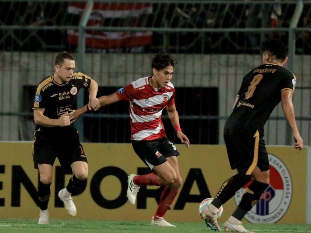 Madura United saat menghadapi Persija Jakarta pada putaran pertama Liga 1 2023/2024. (instagram.com/maduraunited.fc)