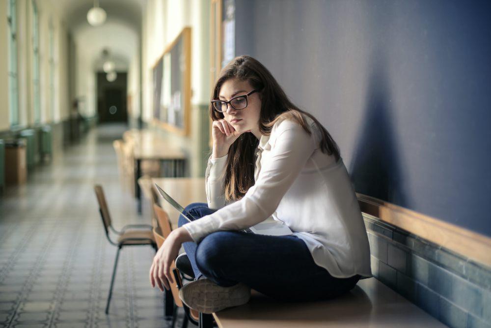 6 Hal Pemicu Quarter Life Crisis Millennial dan Gen Z, Media Sosial?