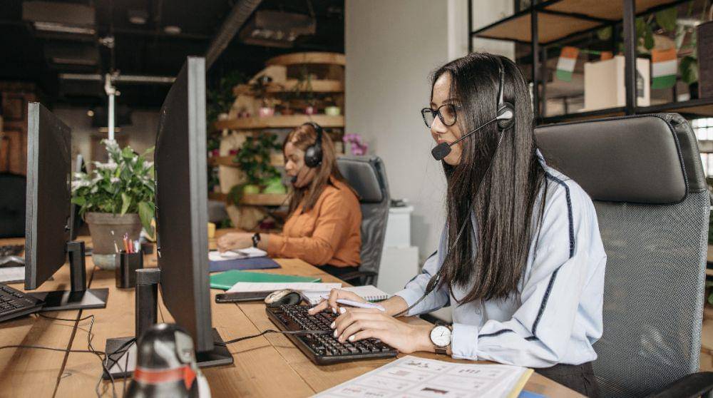 Cara menghubungi CS Shopee melalui telepon