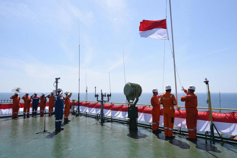 Pertamina International Shipping Gelar Upacara HUT RI di Tengah Laut!