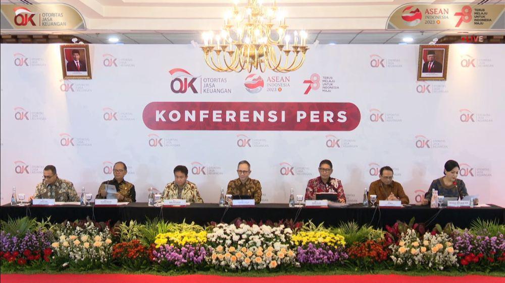Punya 2 Anggota Komisioner Baru, Bos OJK: Kami Siap Jadi Kesebelasan!