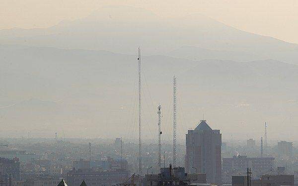 ilustrasi polusi udara membatasi jarak pandang (wikimedia.org/Mohammad Hassanzadeh)