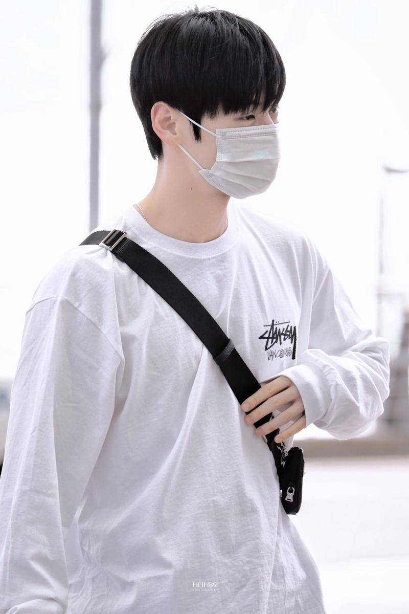 Hwang Minhyun berangkat ke Jakarta (twitter.com/Kokia0702)