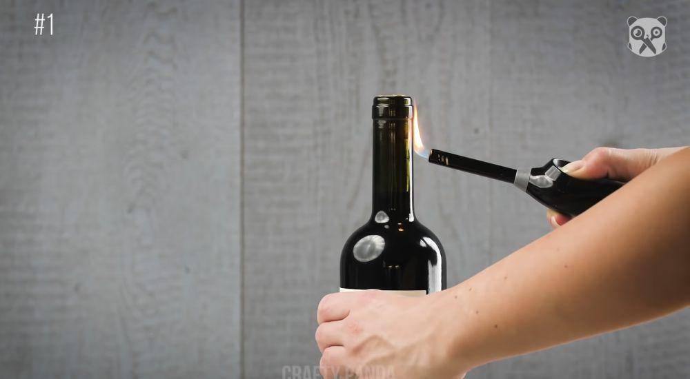 ilustrasi memanaskan botol wine (youtube.com/Crafty Panda)