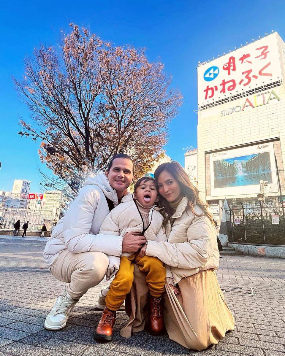 OOTD Matching ala Keluarga Rachel Goddard (instagram.com/rachgoddard)