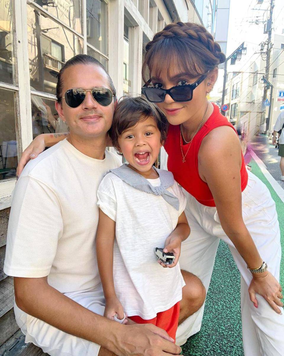 OOTD Matching ala Keluarga Rachel Goddard (instagram.com/rachgoddard)