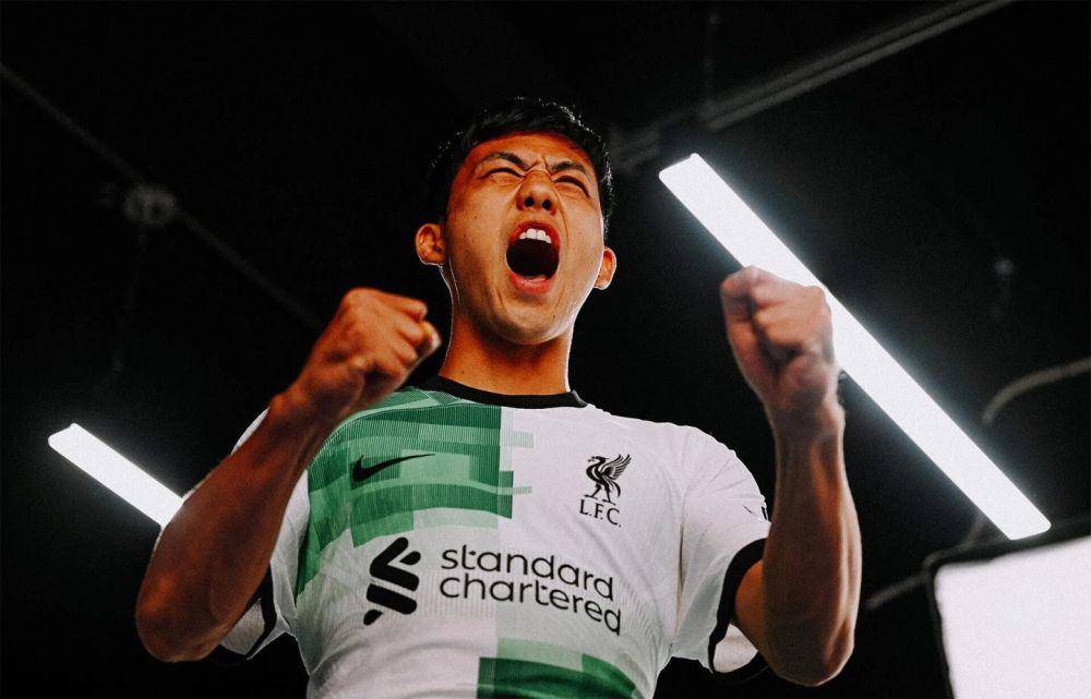 Wataru Endo (liverpoolfc.com)